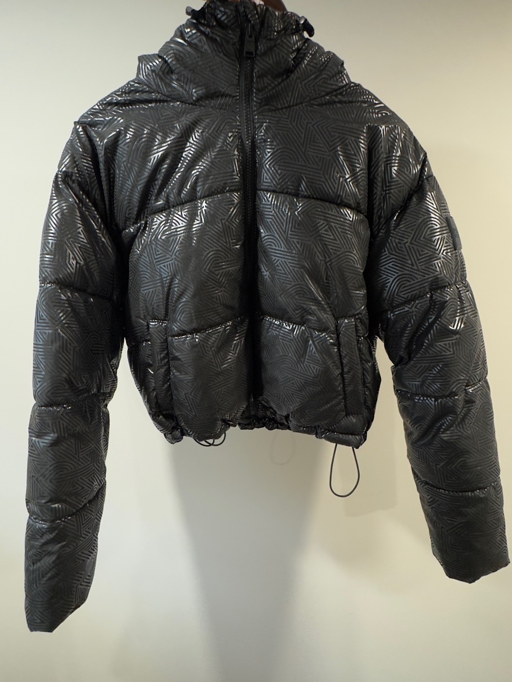 DKNY Black Geometric Cropped Puffer Jacket